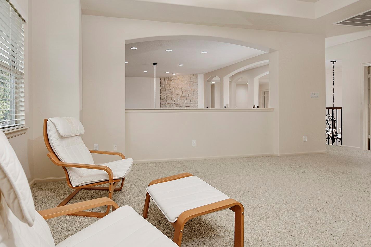 62 N Beech Springs Circle