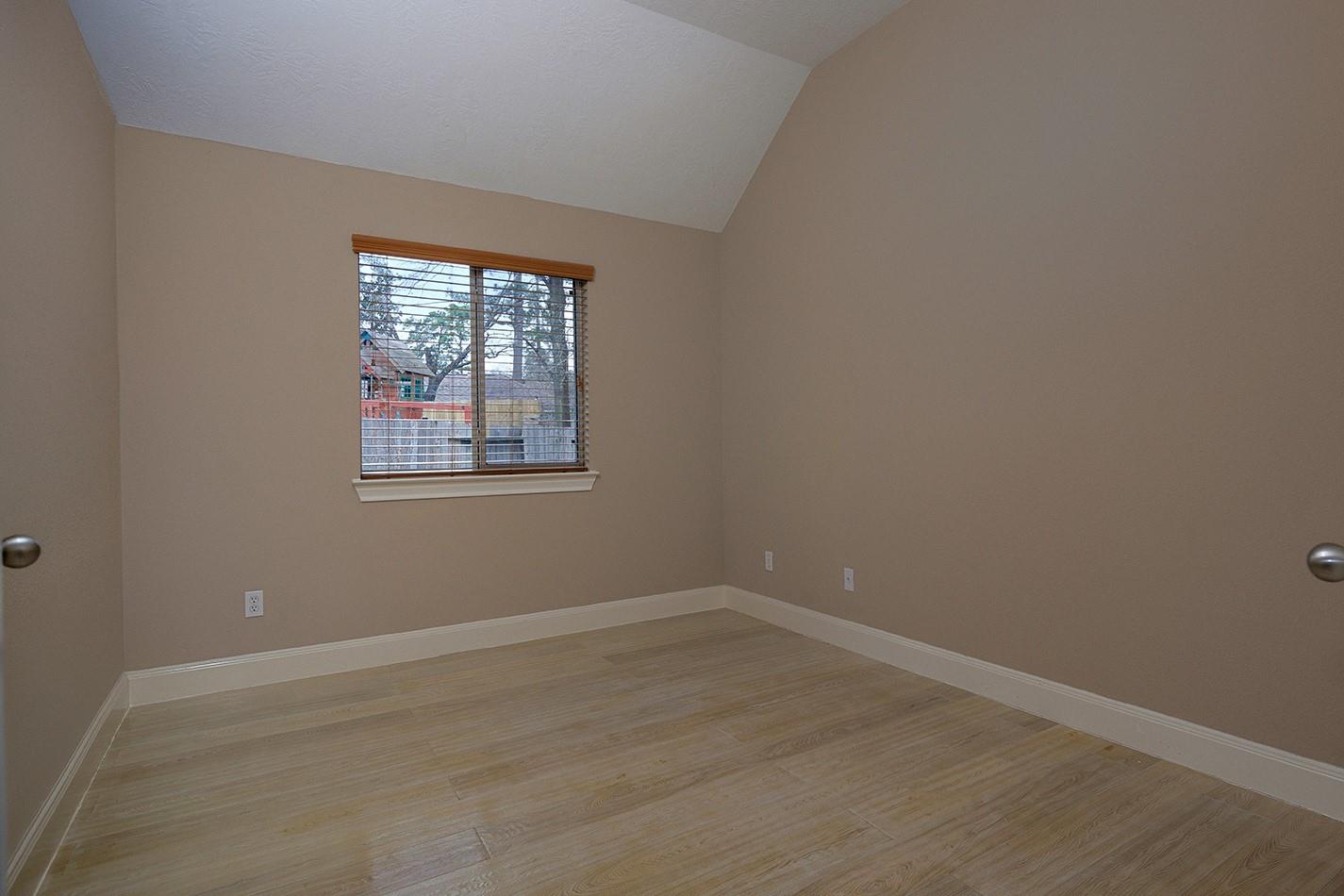 19122 Lost Mine Trail