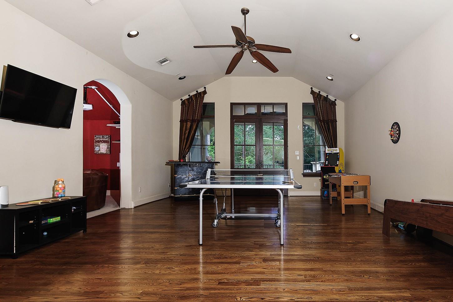 83 S Palmiera Circle