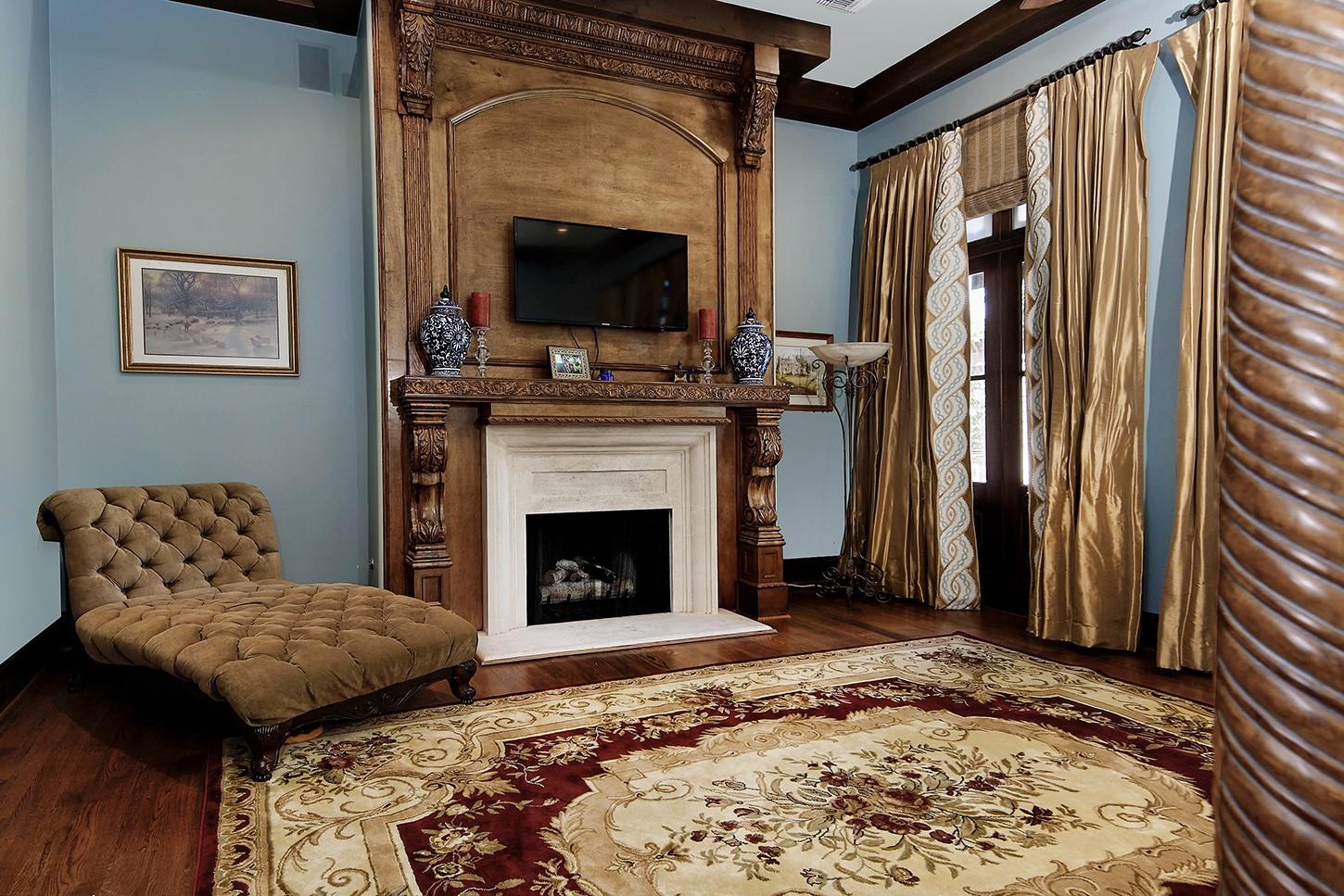 83 S Palmiera Circle