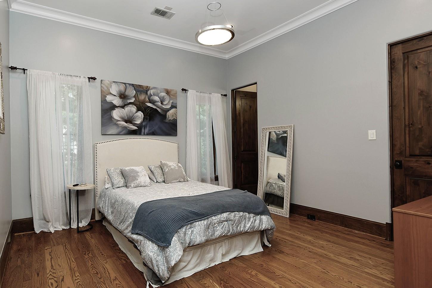 83 S Palmiera Circle