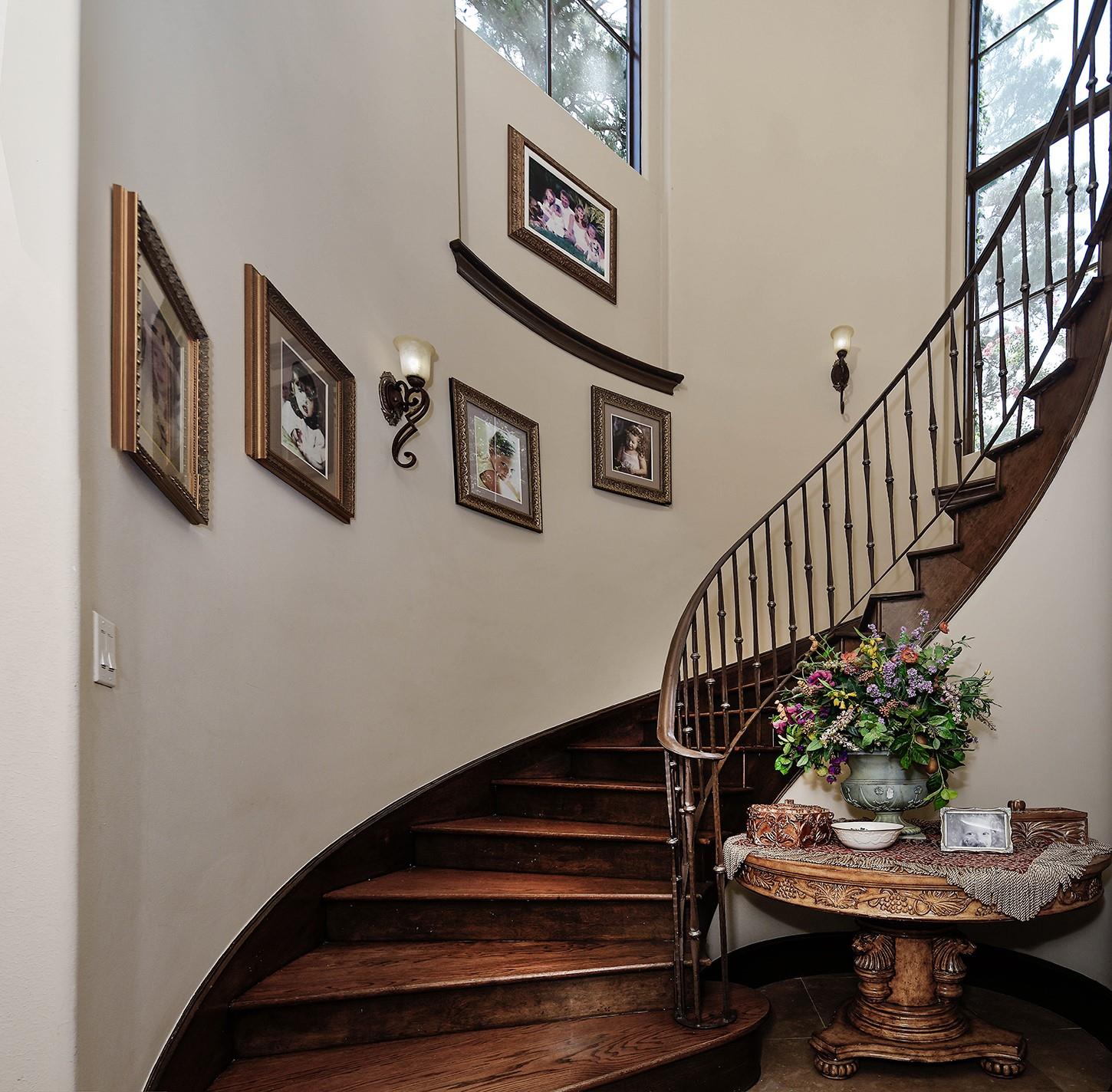 83 S Palmiera Circle