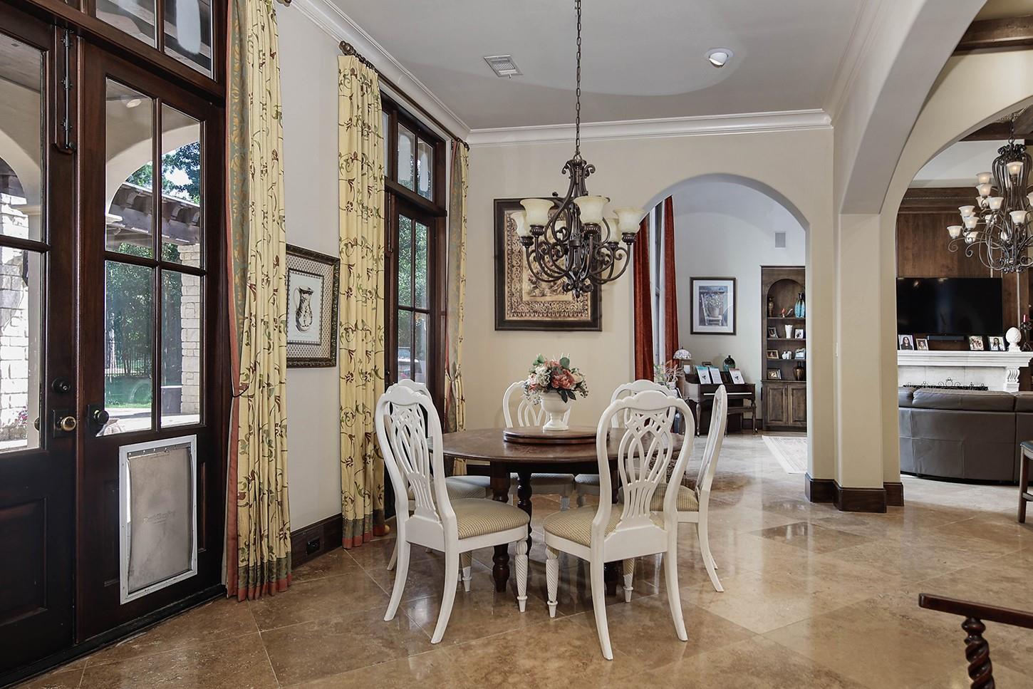 83 S Palmiera Circle