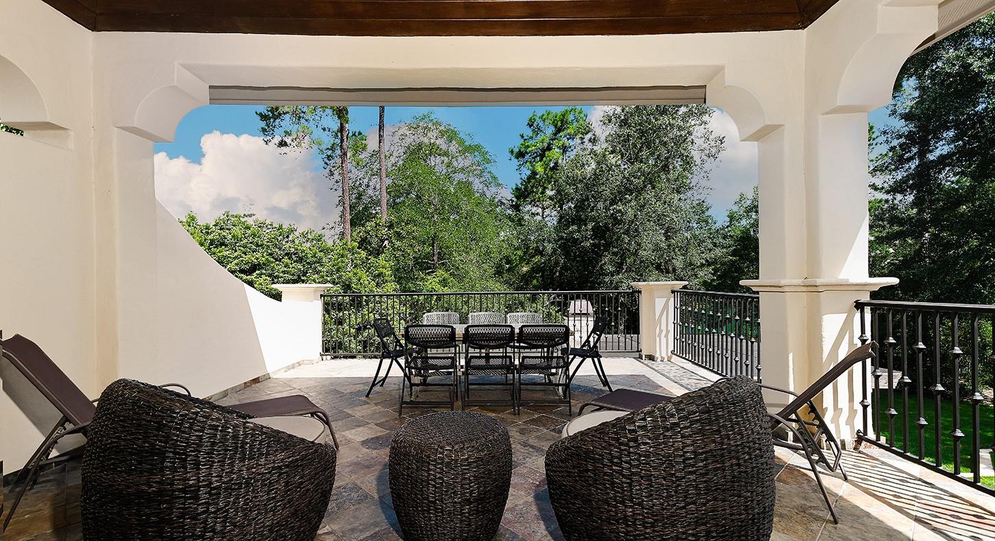 83 S Palmiera Circle