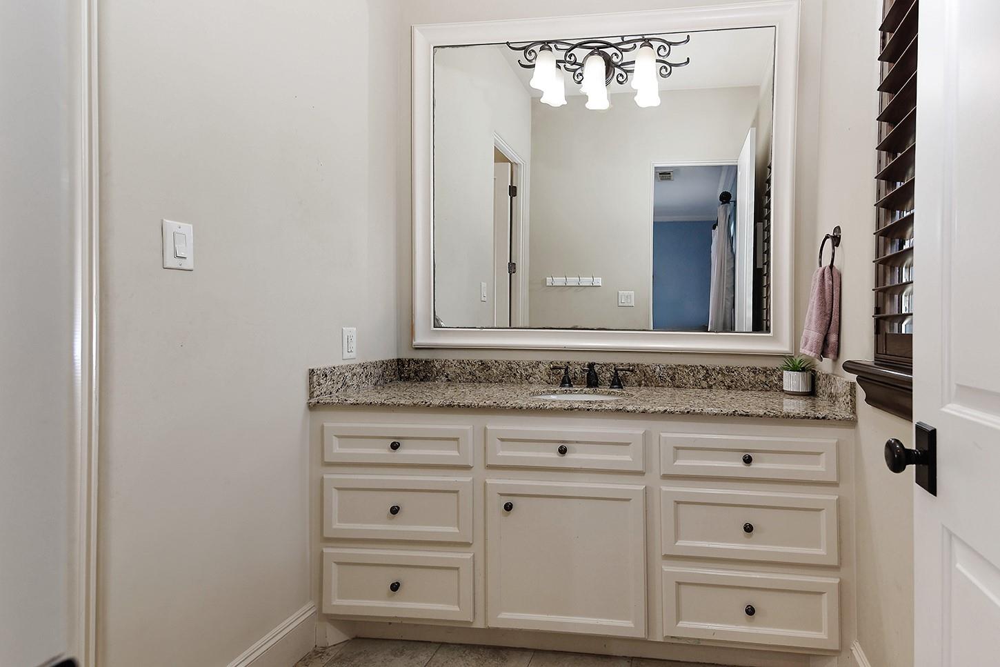 83 S Palmiera Circle