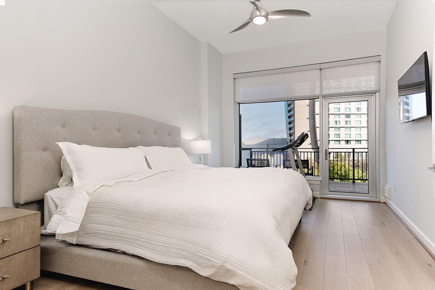 3 Waterway Court # 5C