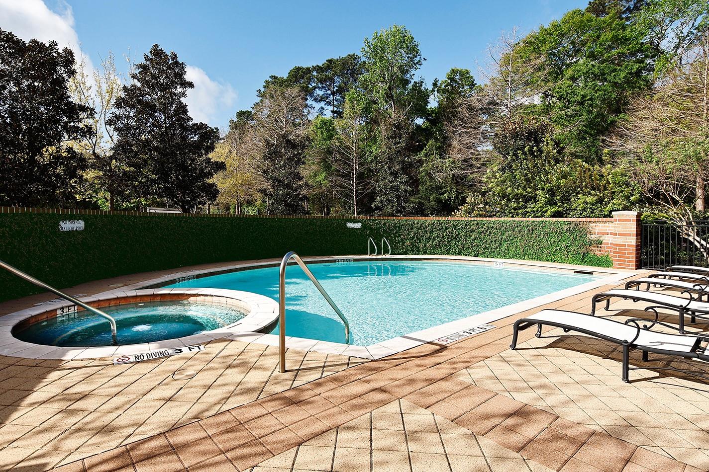 3 Waterway Court # 5C