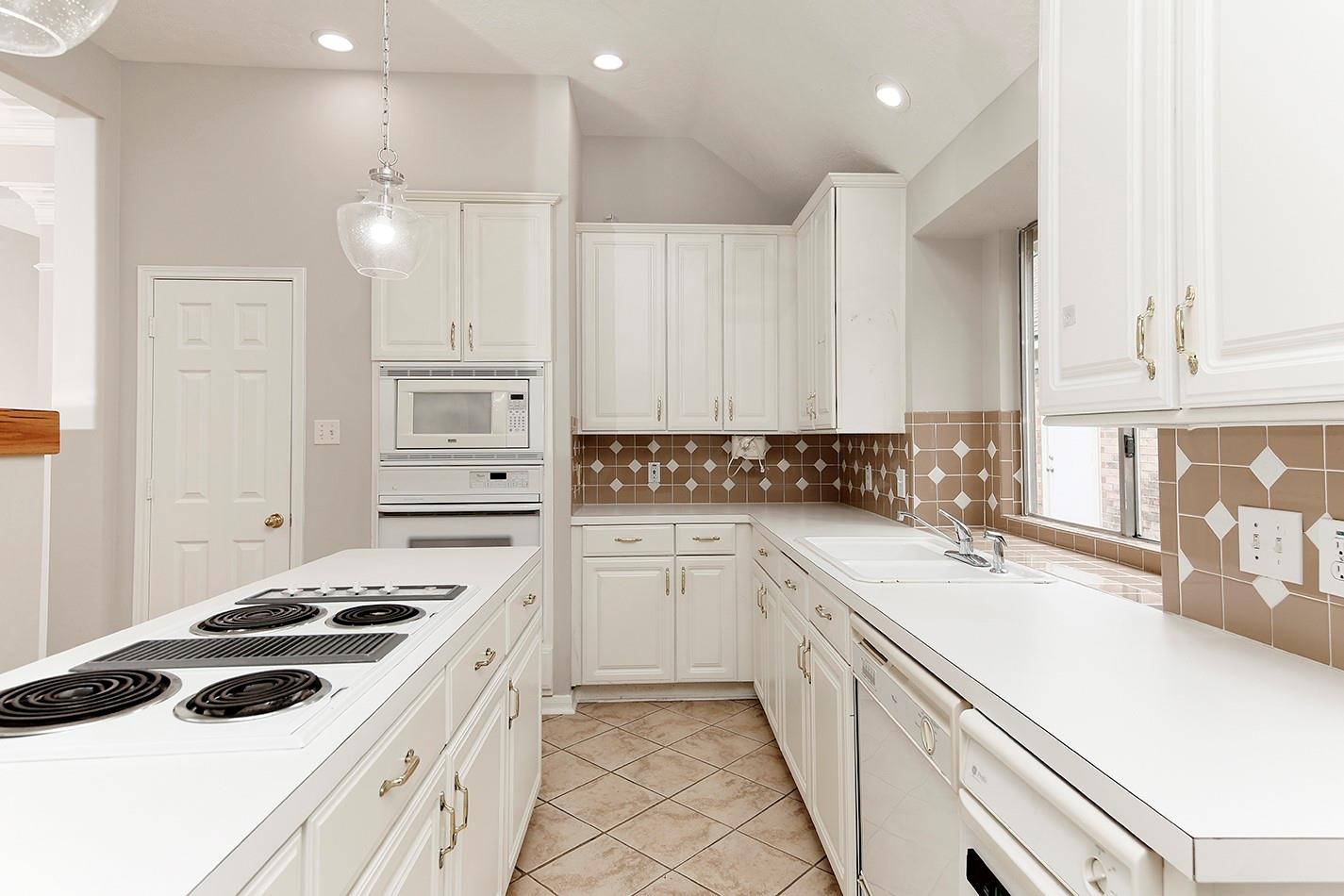 87 N Crossed Birch Place