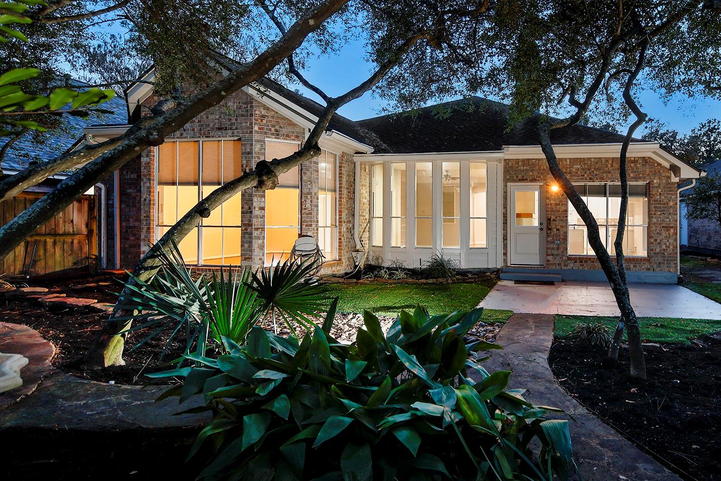 87 N Crossed Birch Place