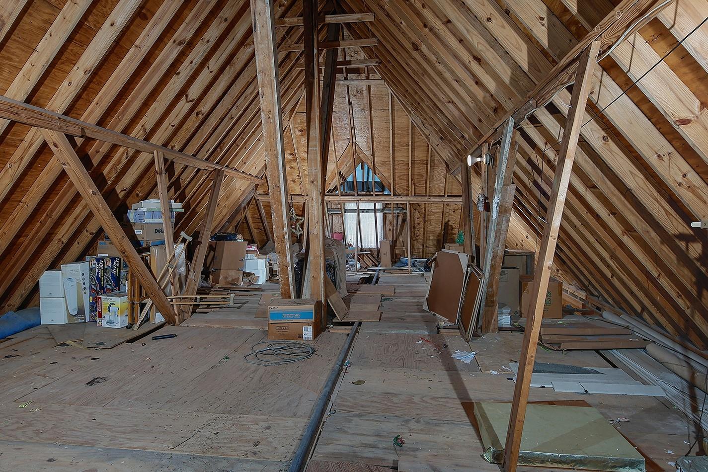 3134 Lake Island Drive