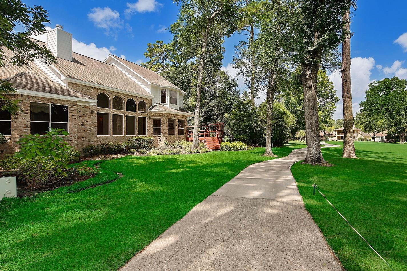 3134 Lake Island Drive