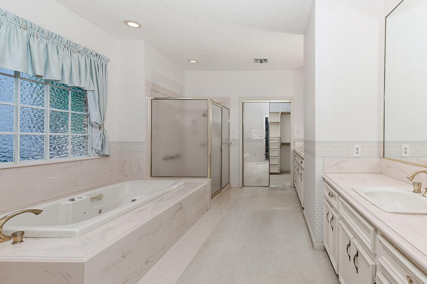 3134 Lake Island Drive