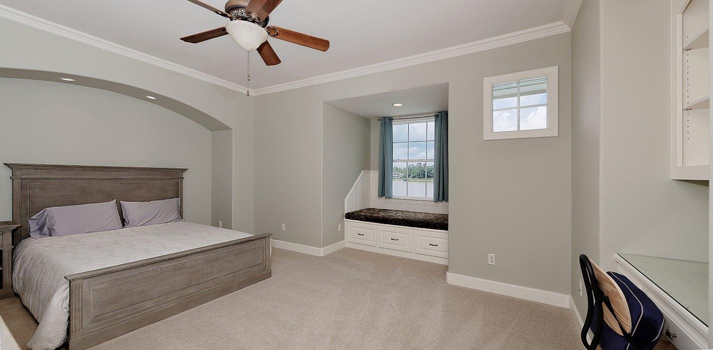 28207 E Benders Landing Boulevard