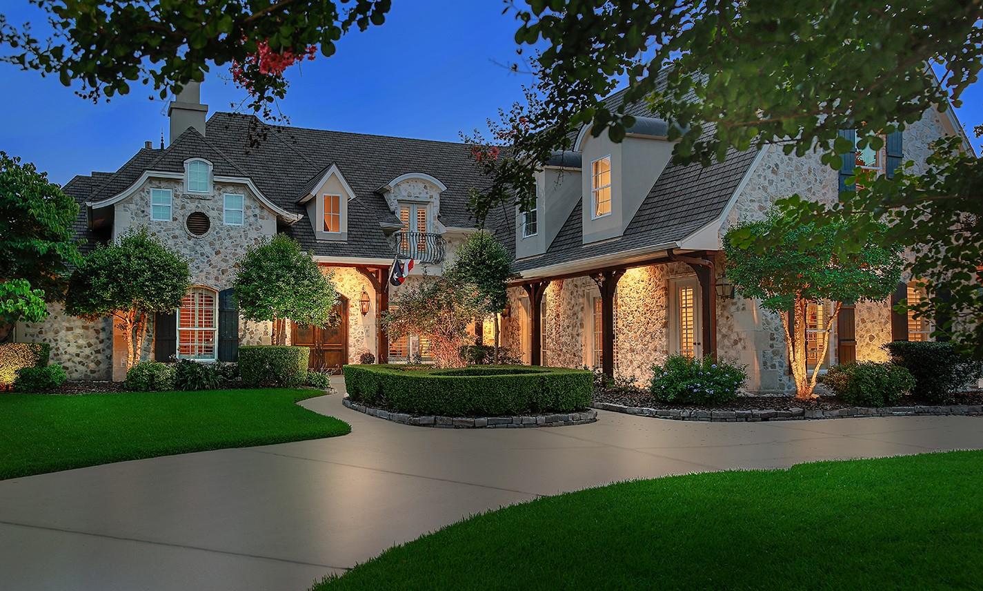 28207 E Benders Landing Boulevard