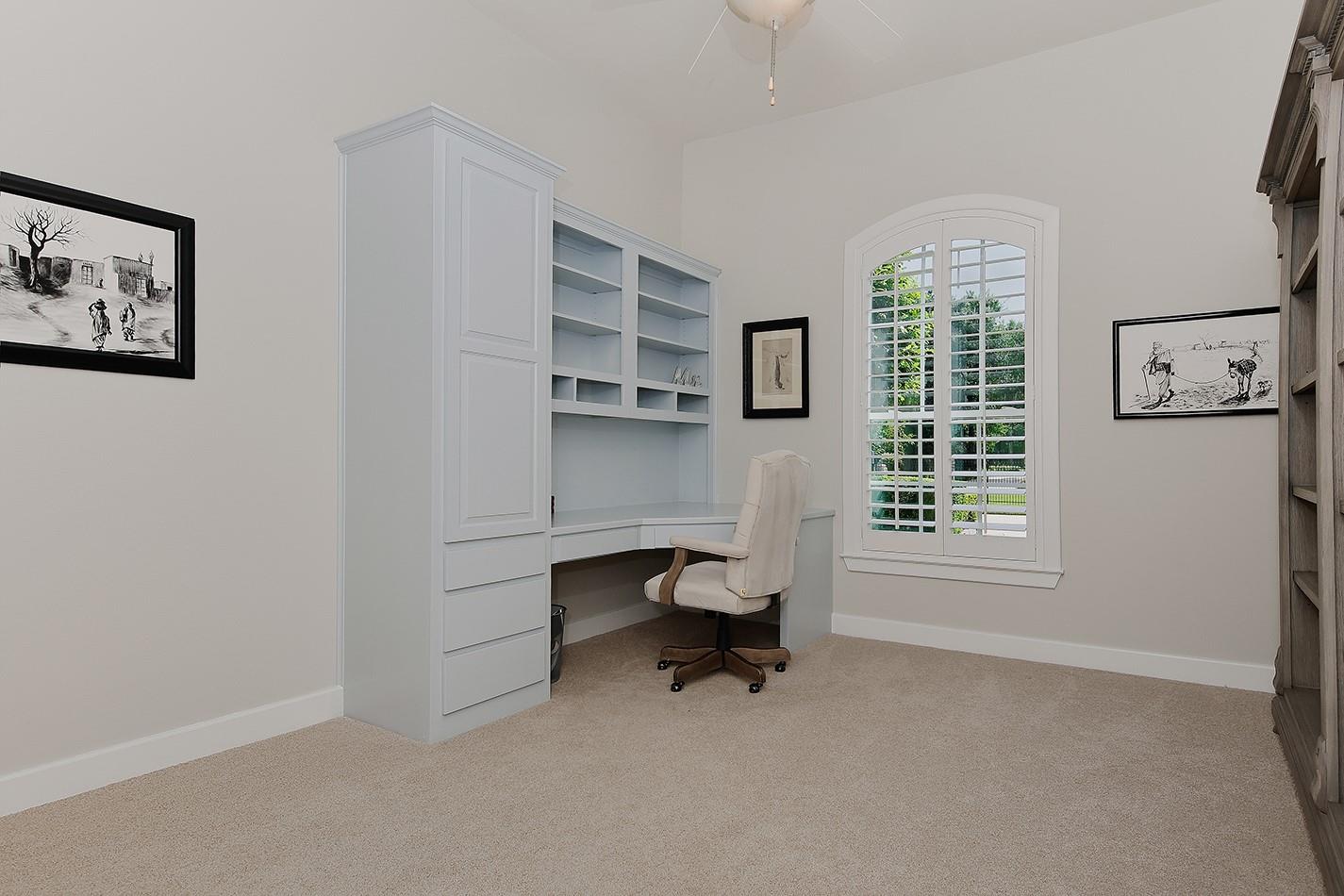 28207 E Benders Landing Boulevard