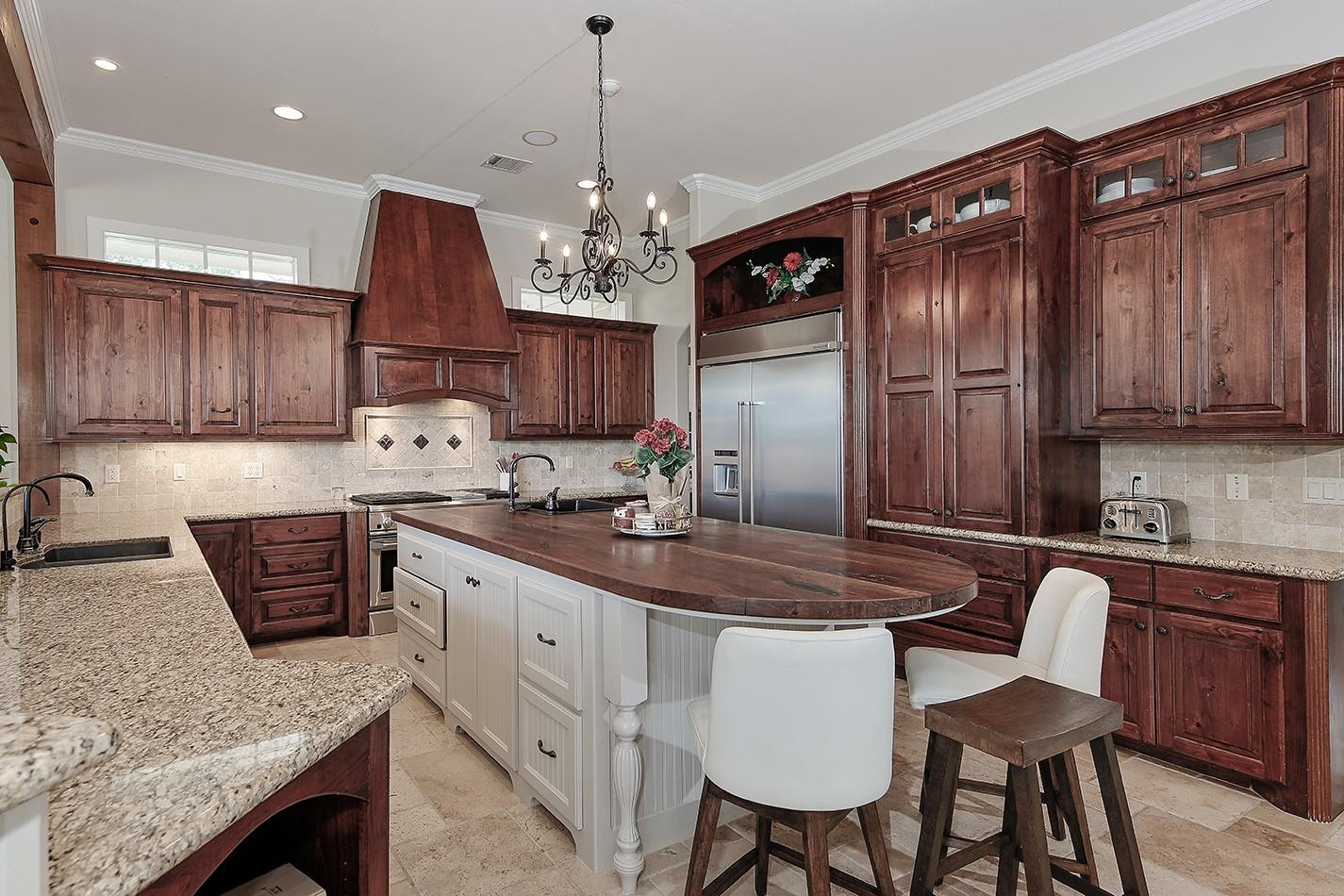 28207 E Benders Landing Boulevard