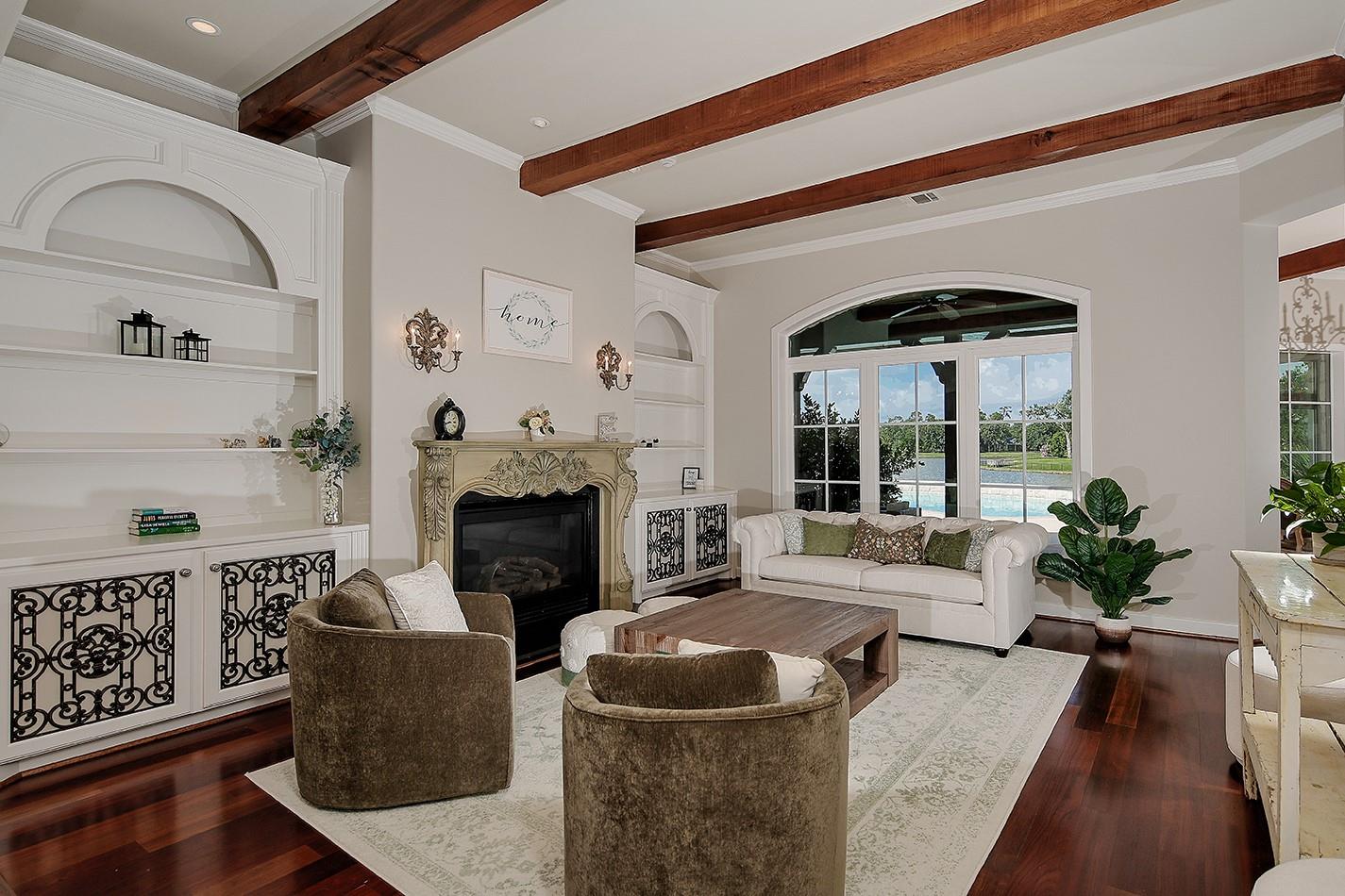 28207 E Benders Landing Boulevard