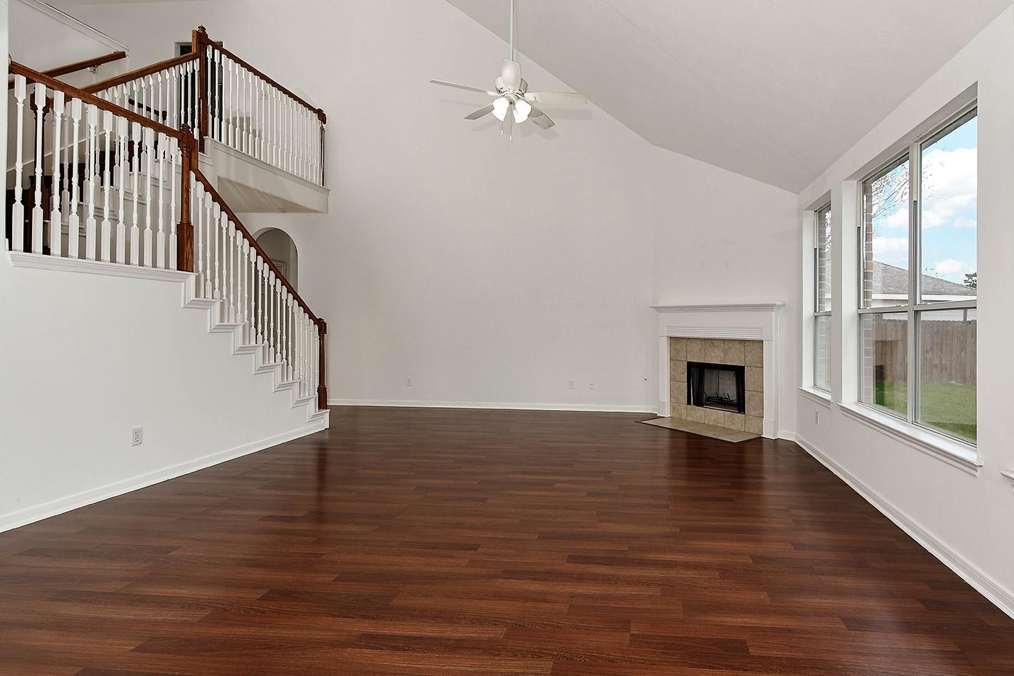 46 S April Mist Circle