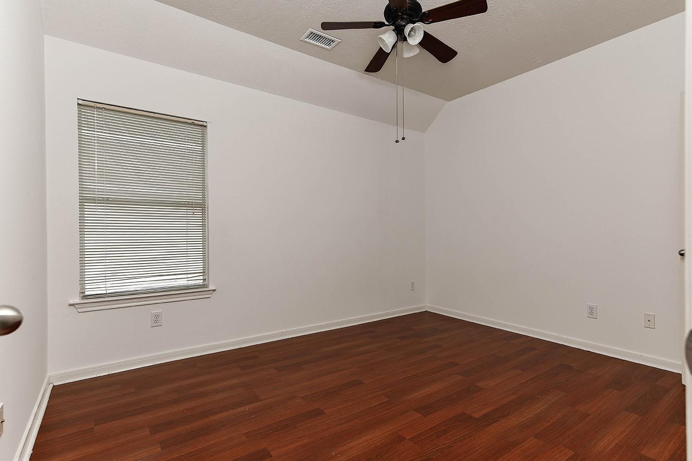 46 S April Mist Circle