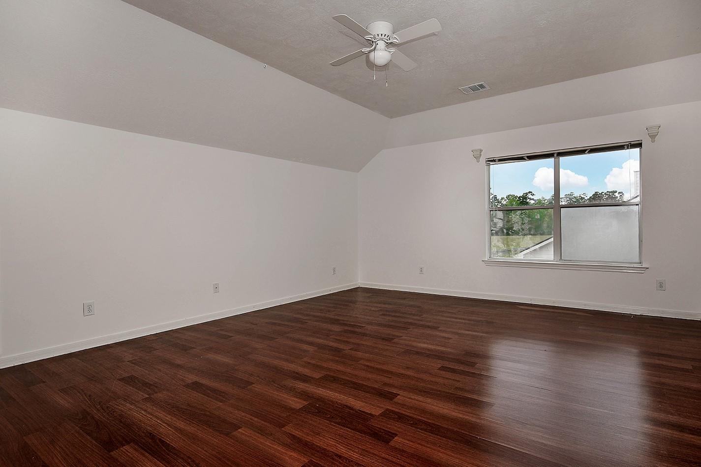 46 S April Mist Circle