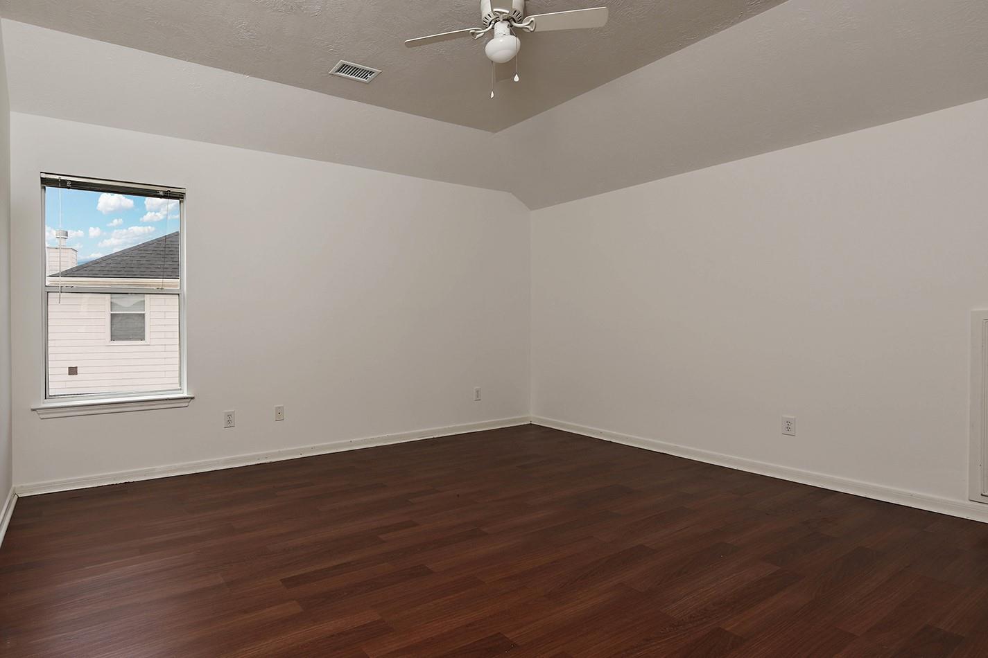 46 S April Mist Circle