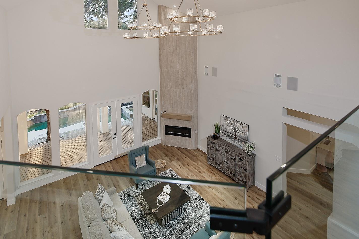 12412 Lake Vista Drive