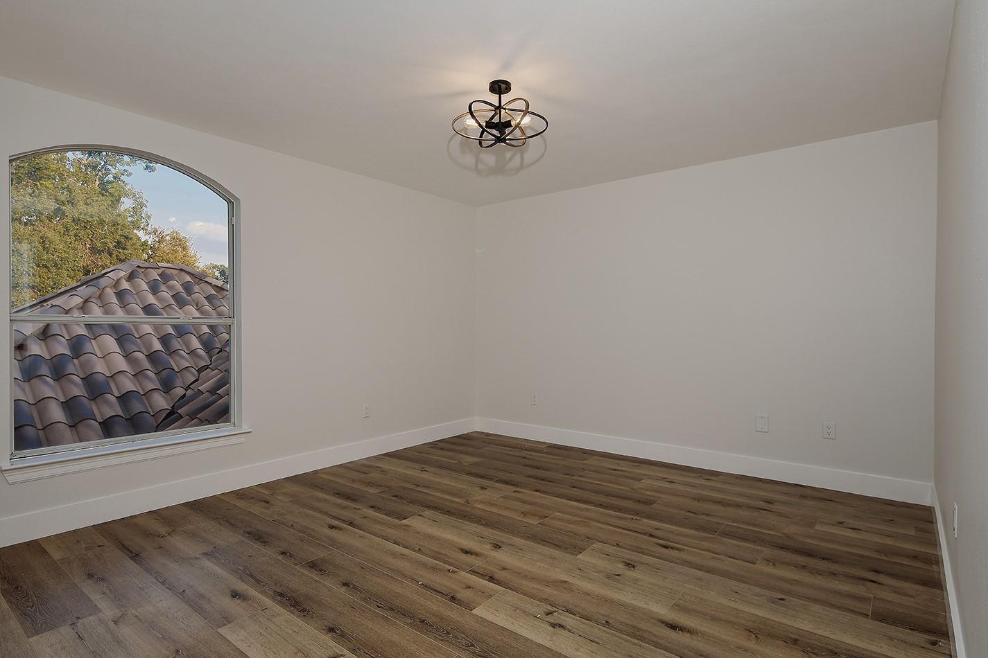 12412 Lake Vista Drive