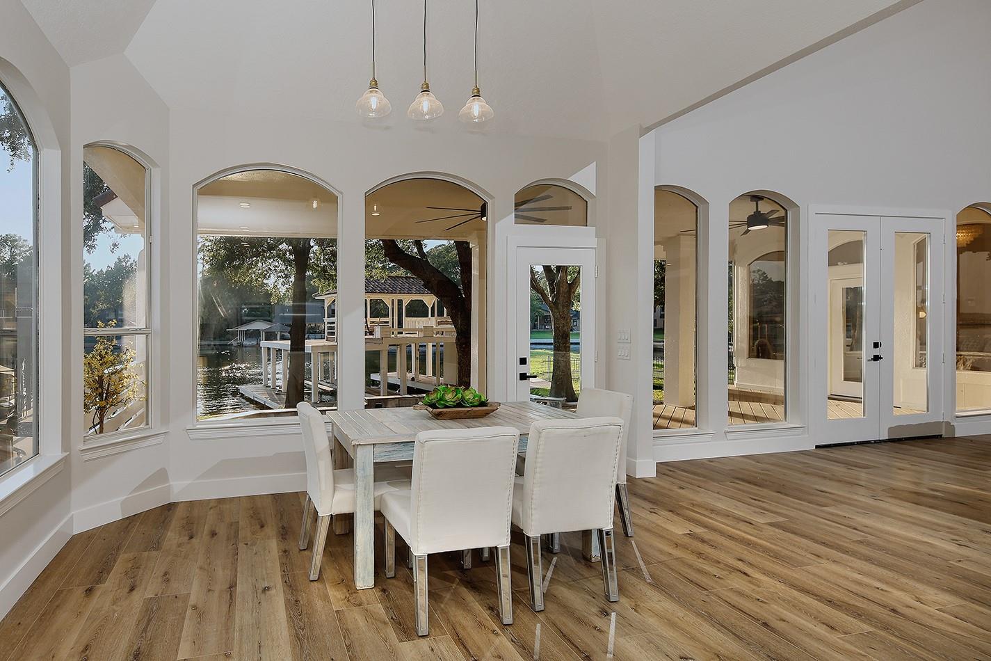 12412 Lake Vista Drive