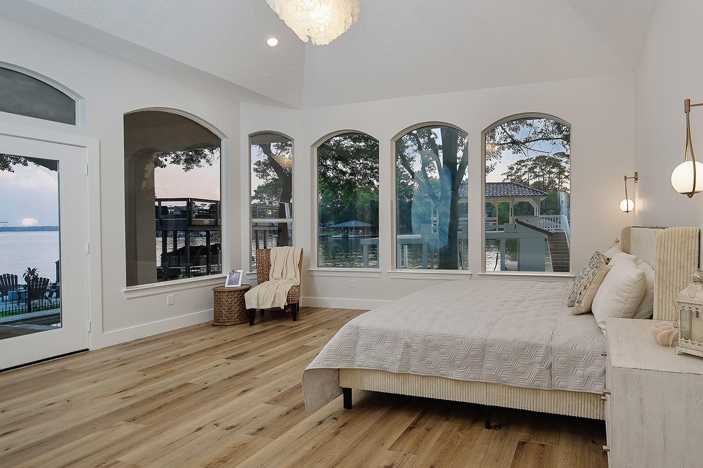 12412 Lake Vista Drive