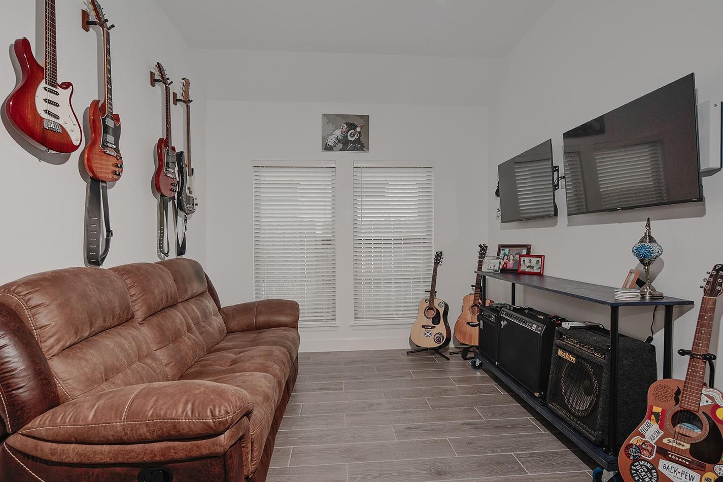 15735 Autumn Sun Court