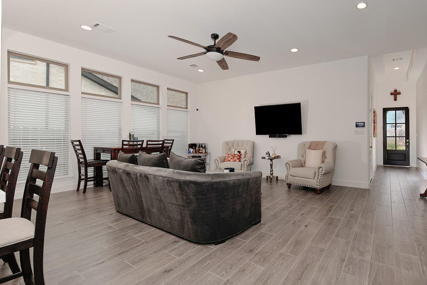 15735 Autumn Sun Court