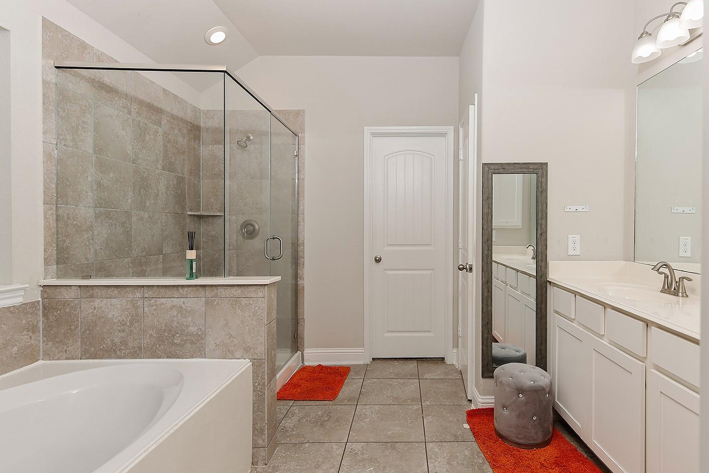 3004 Golden Current Lane