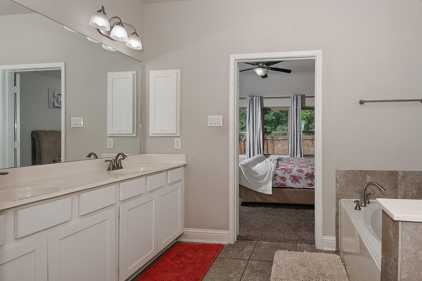 3004 Golden Current Lane