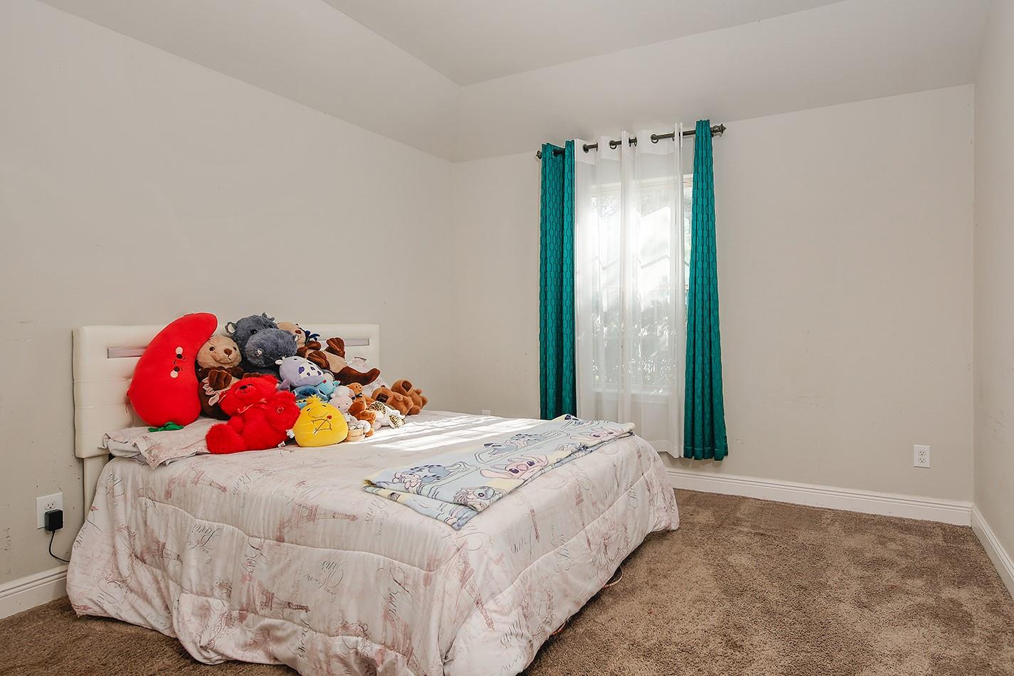 3004 Golden Current Lane