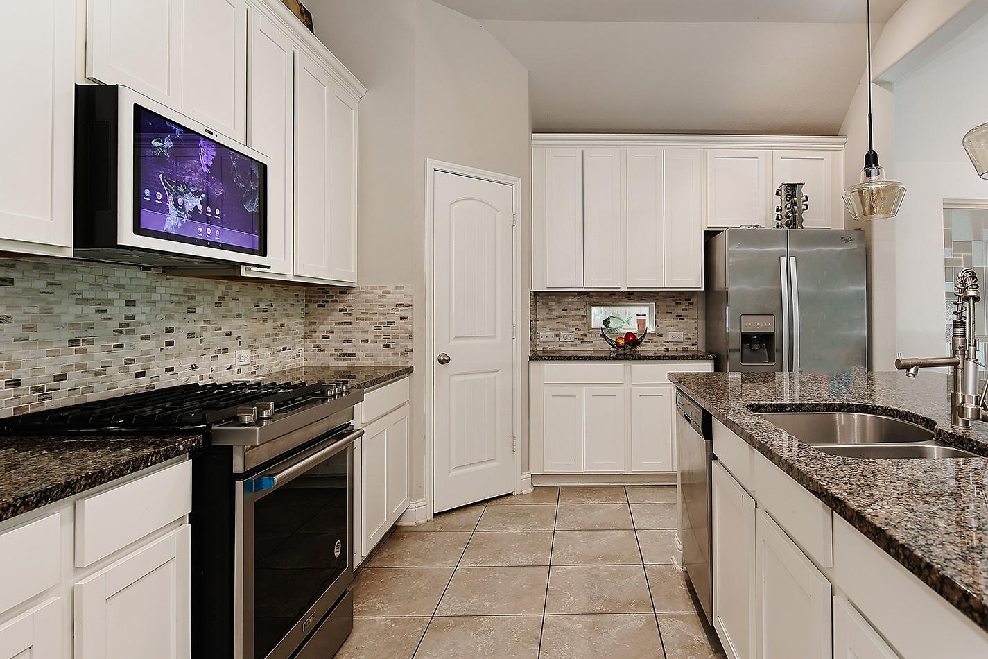 3004 Golden Current Lane