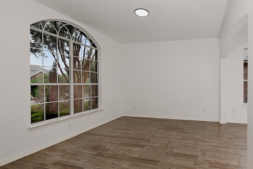 2037 Borthwick Lane