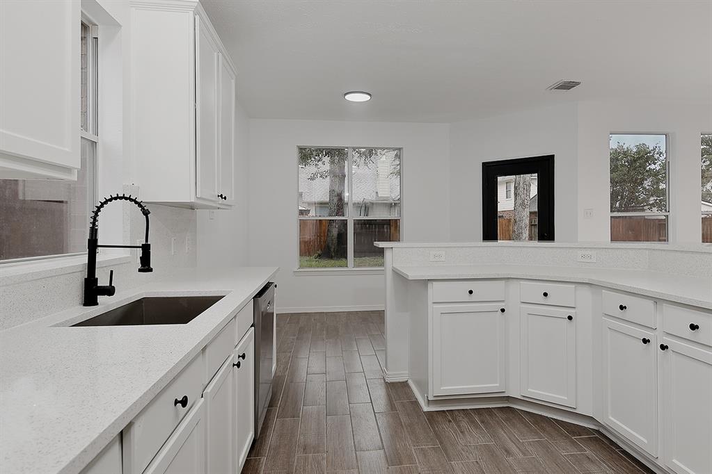 2037 Borthwick Lane