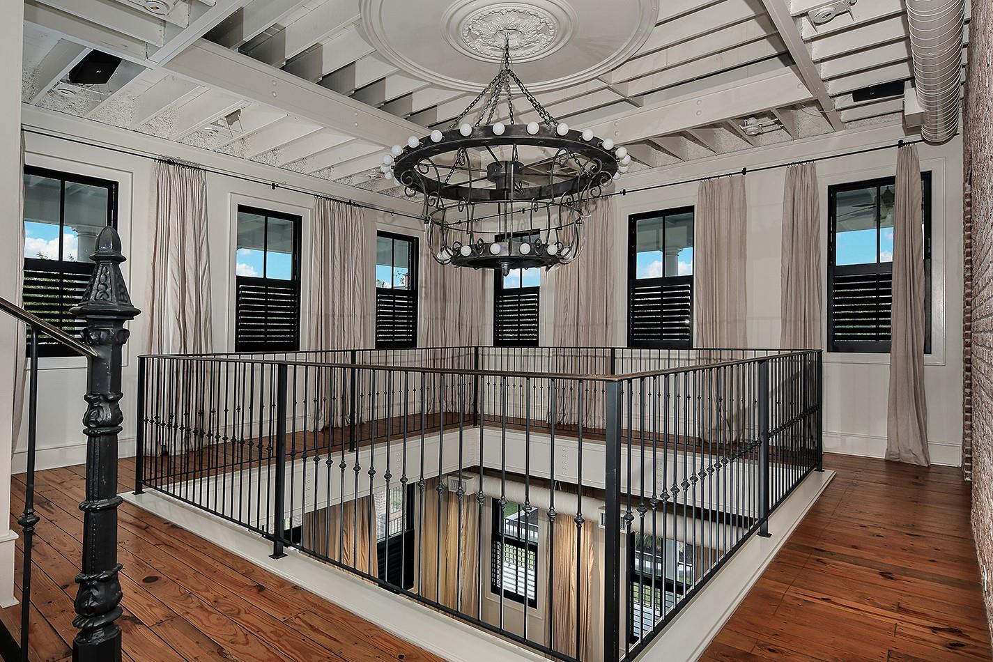 30 East Bay Boulevard