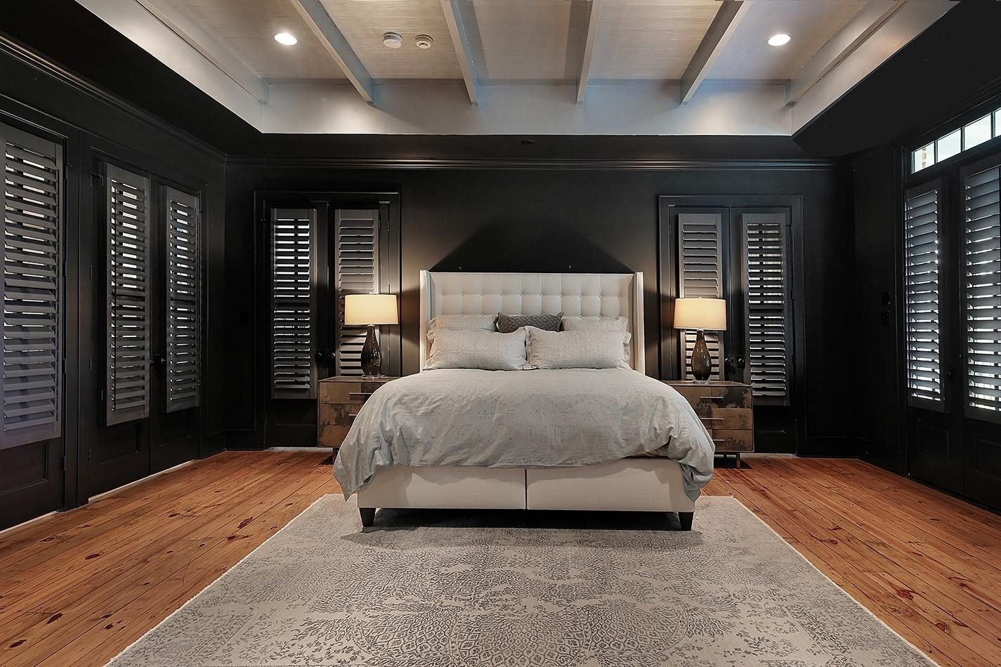 30 East Bay Boulevard