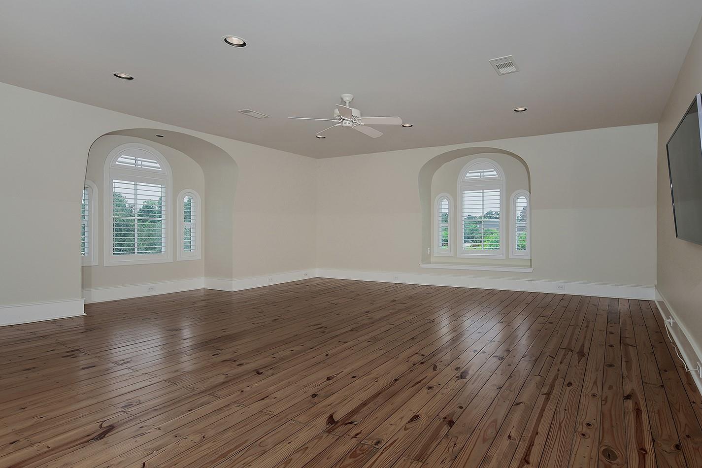 30 East Bay Boulevard