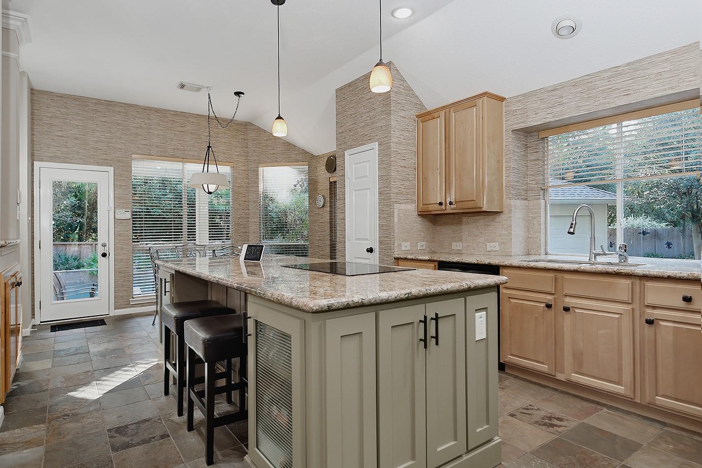 2 Taper Glow Place, The Woodlands