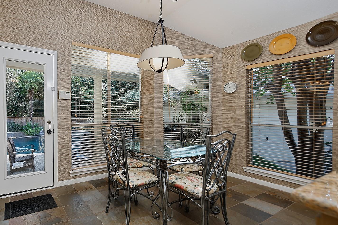 2 Taper Glow Place, The Woodlands