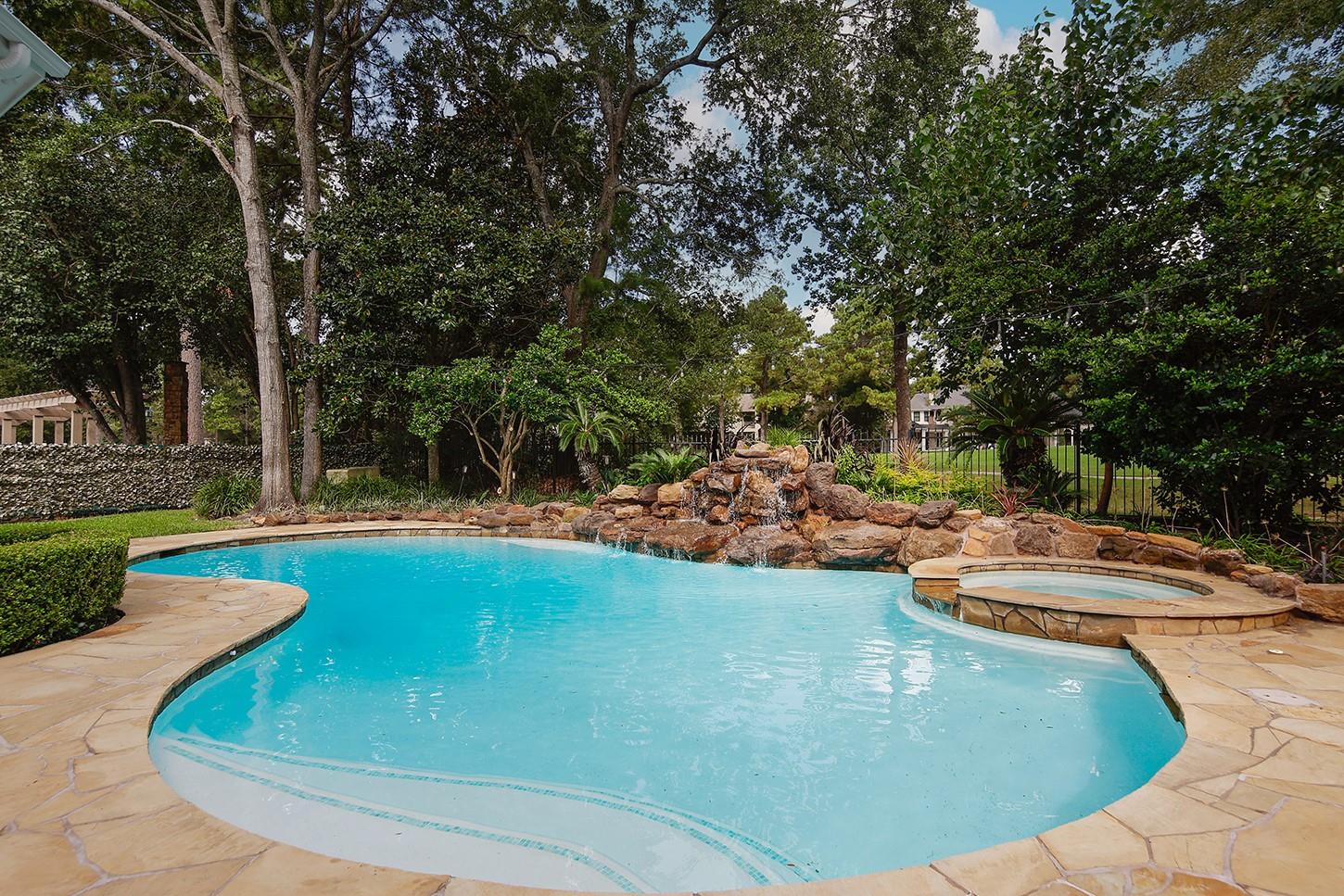 14 Lyric Arbor Circle
