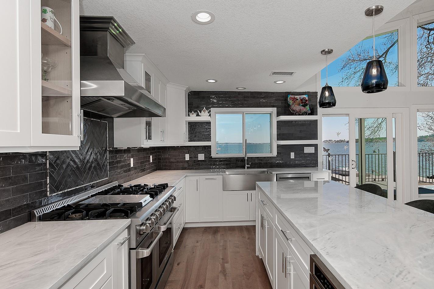 11403 Twain Drive