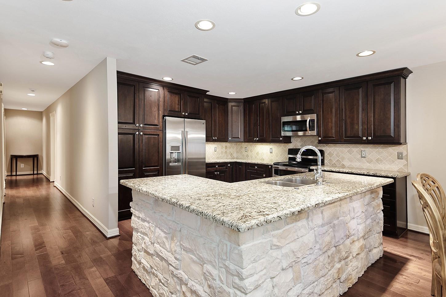 13882 Longwood Drive