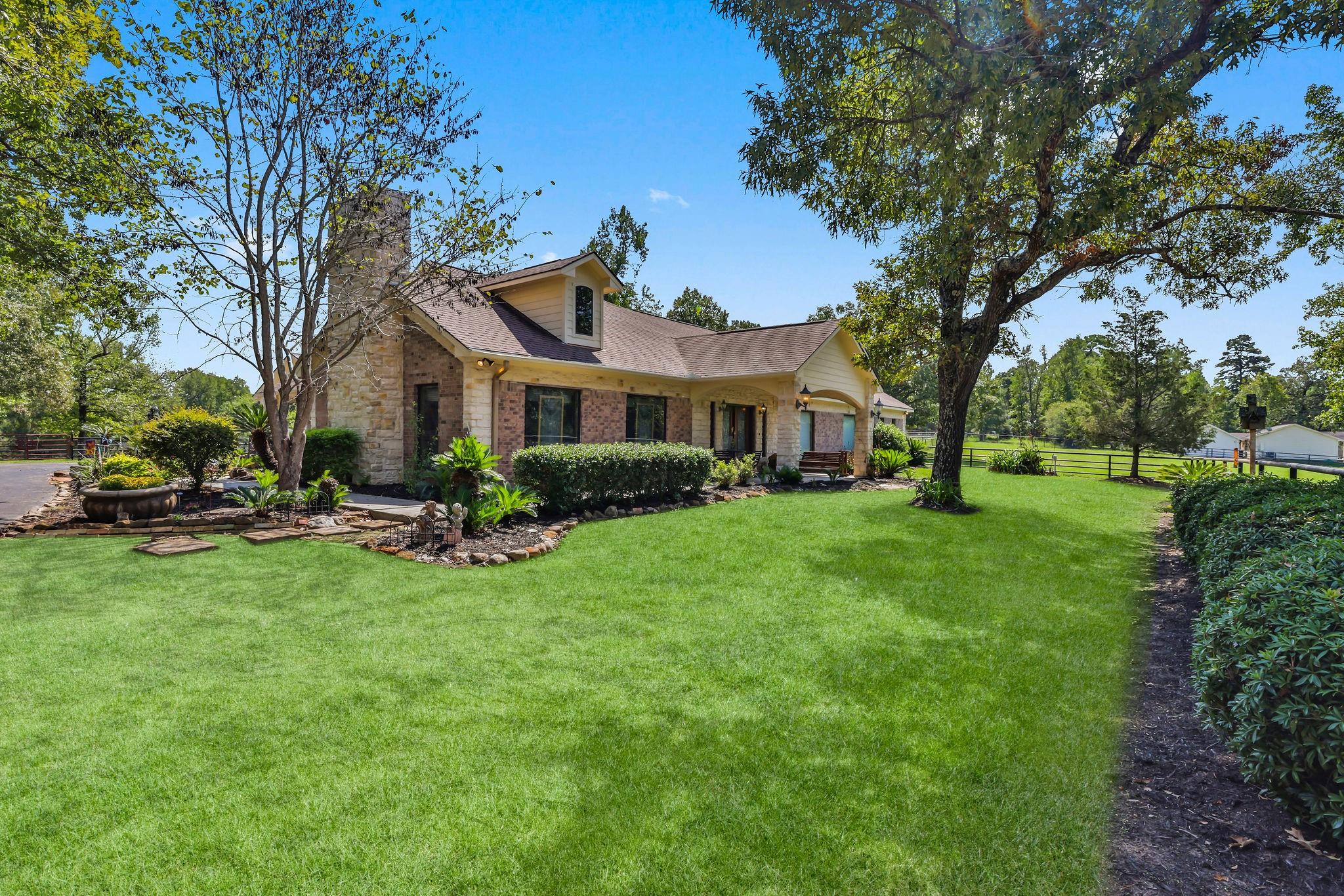 19042 Fm 2854 Road, Montgomery