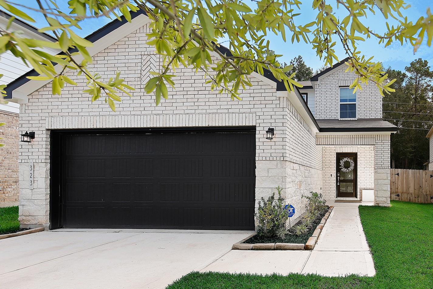 323 Intrepid Trail
