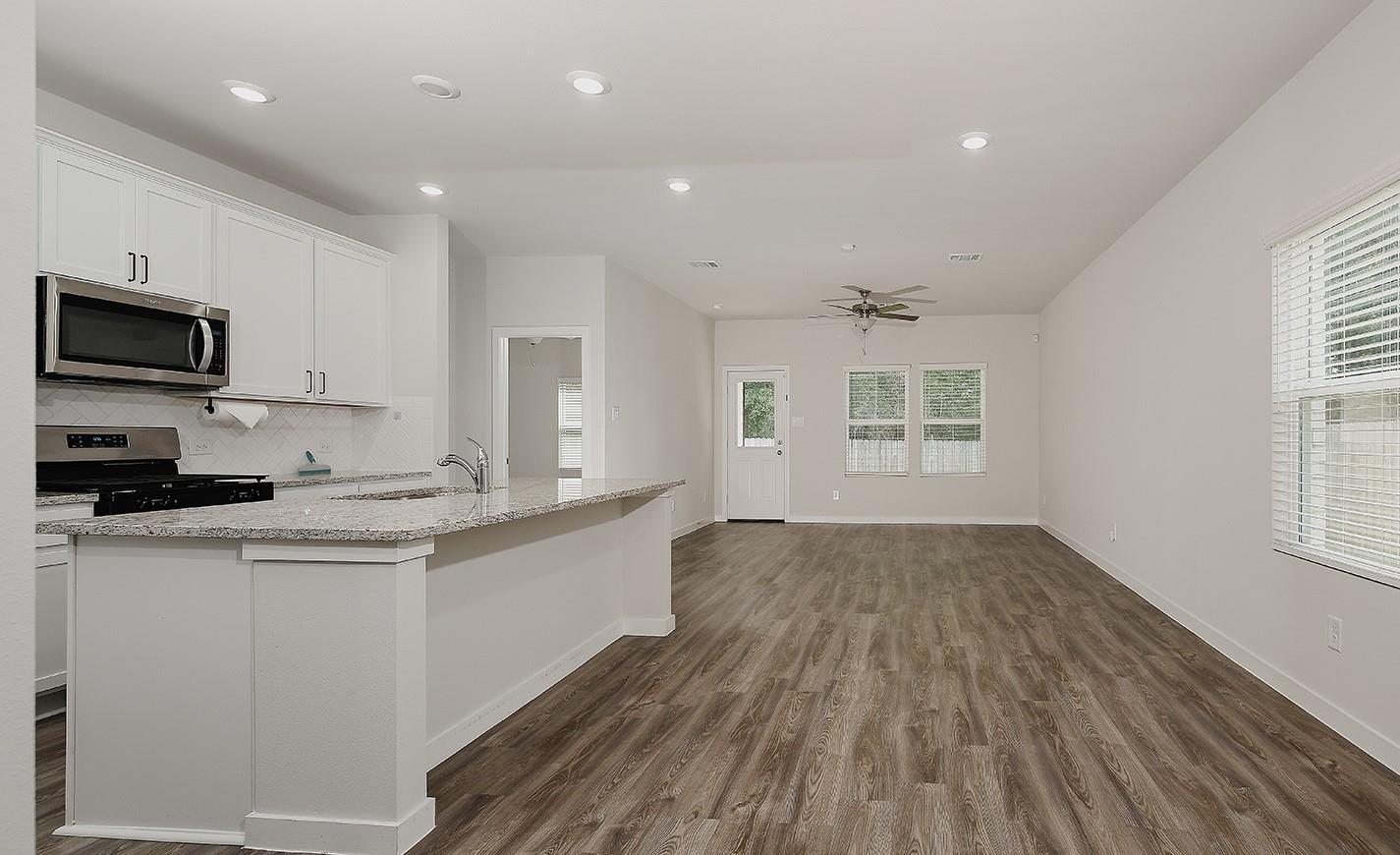 323 Intrepid Trail