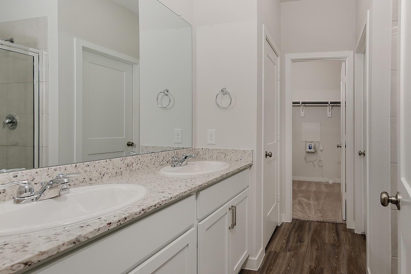 323 Intrepid Trail