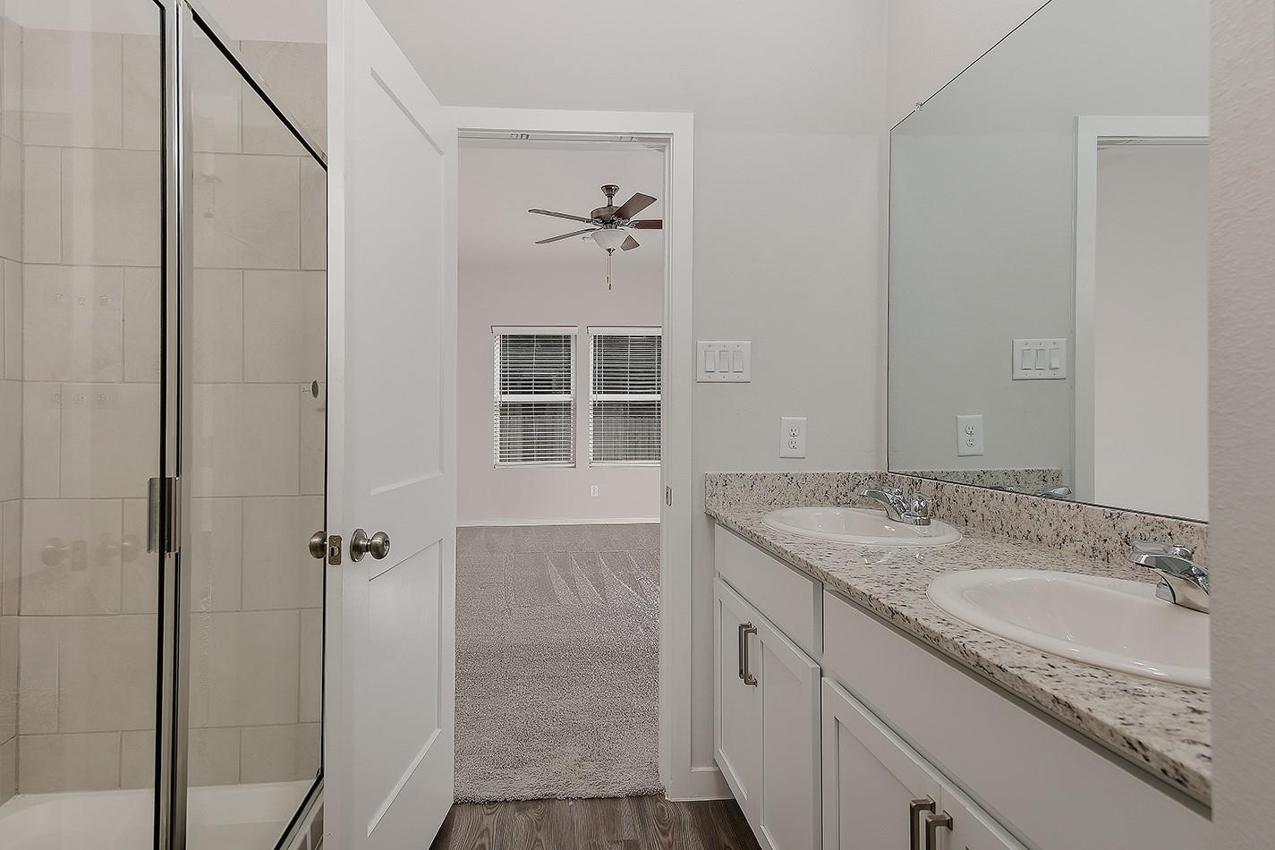 323 Intrepid Trail